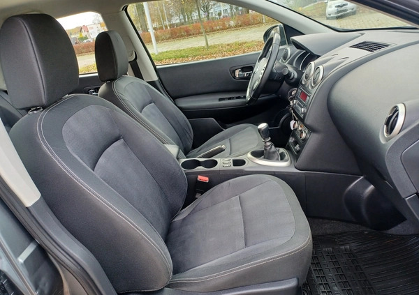 Nissan Qashqai cena 33900 przebieg: 244000, rok produkcji 2011 z Pasłęk małe 781